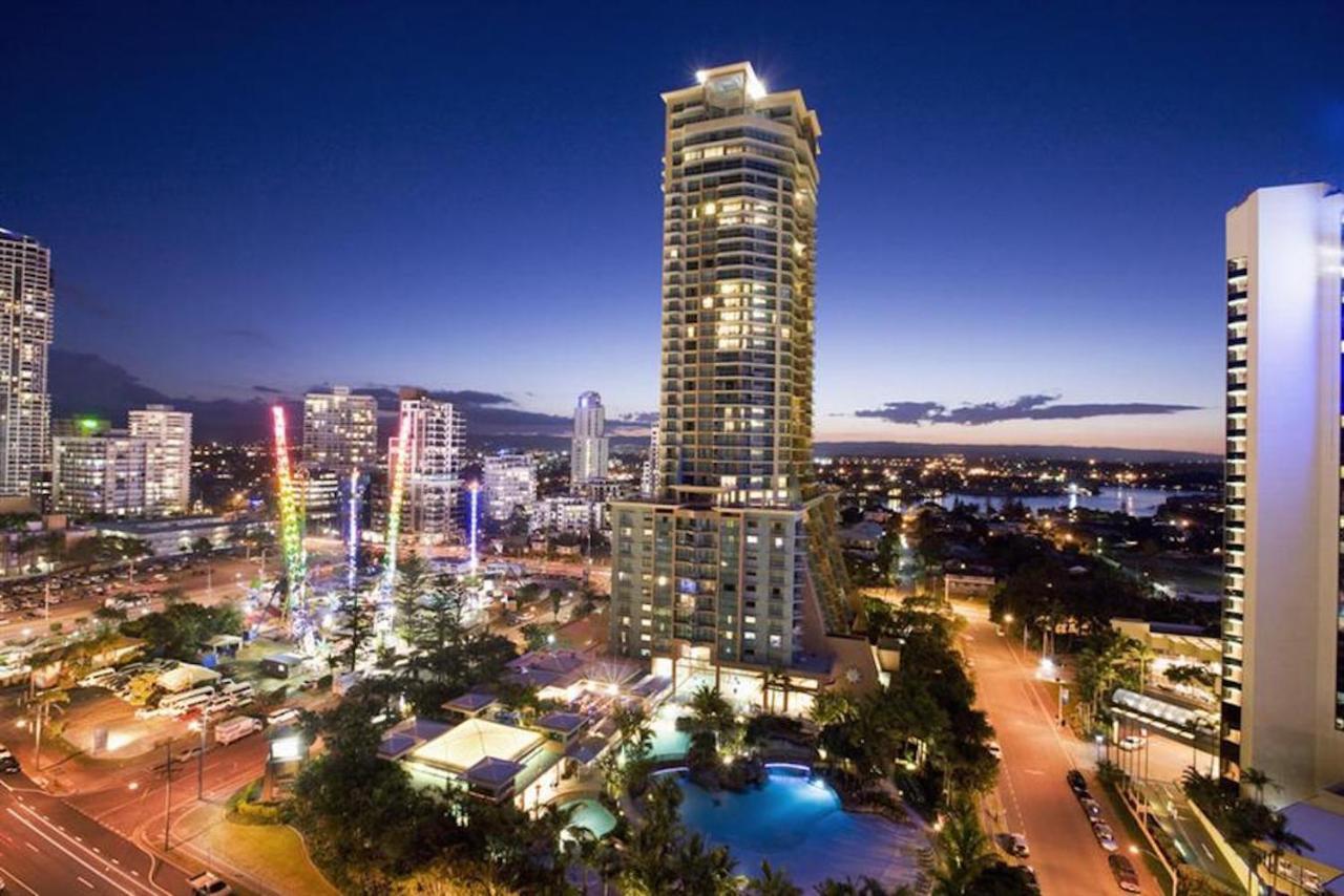 Holiday Holiday Crown Towers Gold Coast Esterno foto