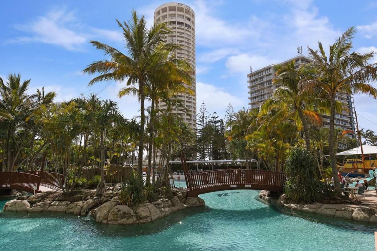 Holiday Holiday Crown Towers Gold Coast Esterno foto