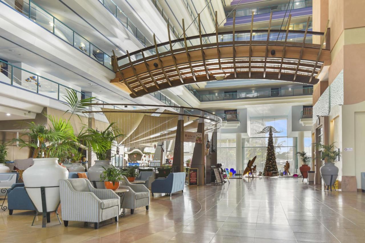 Holiday Holiday Crown Towers Gold Coast Esterno foto